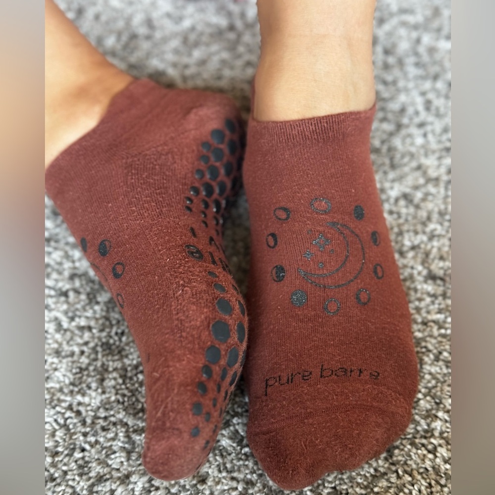 Tavi Crew grip sticky socks